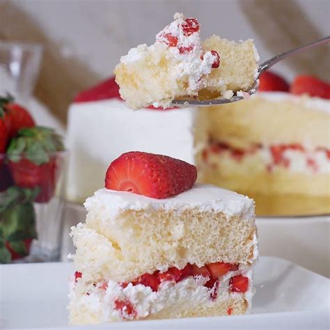 best strawberry shortcake manila|Best Pink Strawberry Cakes in Manila: Where to Order .